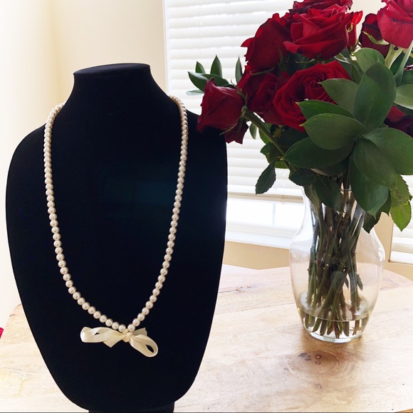 Pearl Necklace & Earrings set